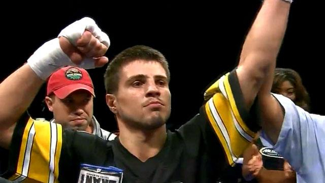 Бокс. Хитров планирует провести два поединка всего за 5 недель