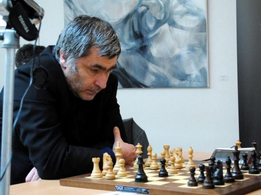 Львів'янин Іванчук виграв шаховий супертурнір, перемігши у вирішальних партіях росіян Львів'янин Іванчук виграв шаховий супертурнір, перемігши у вирішальних партіях росіян