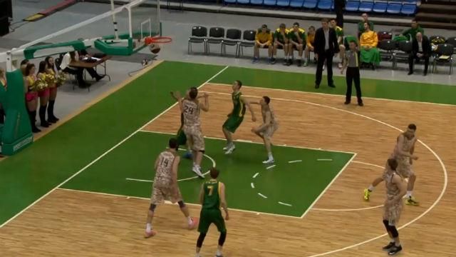 "Будівельник" знов перемагає в Києві "Будівельник" знов перемагає в Києві