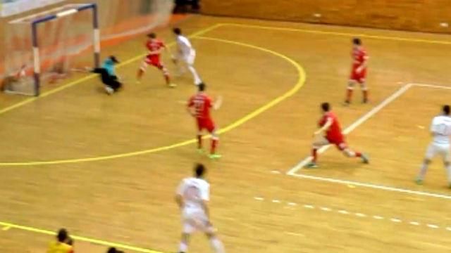 Футзал: "Локомотив" здобув перемогу над "Ураганом" Футзал: "Локомотив" здобув перемогу над "Ураганом"