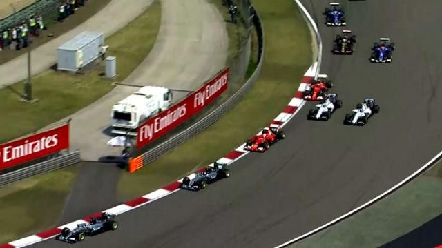 Льюис Хэмилтон вновь одержал победу на Гран-при Формулы-1