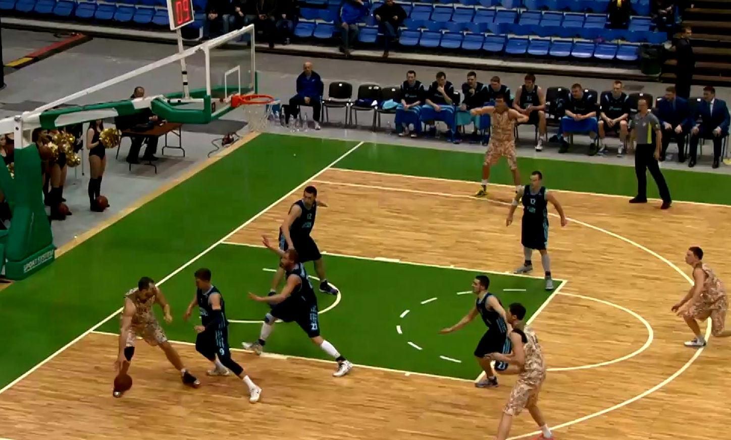 Баскетбол. "Будивельник" одержал победу над "Днепром", "Химик" – над "Киевом" Баскетбол. "Будивельник" одержал победу над "Днепром", "Химик" – над "Киевом"