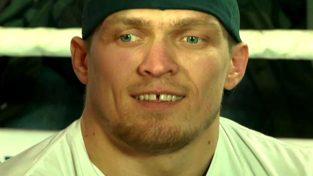 Бокс. Усик и россиянин Князев "подрались" взглядами