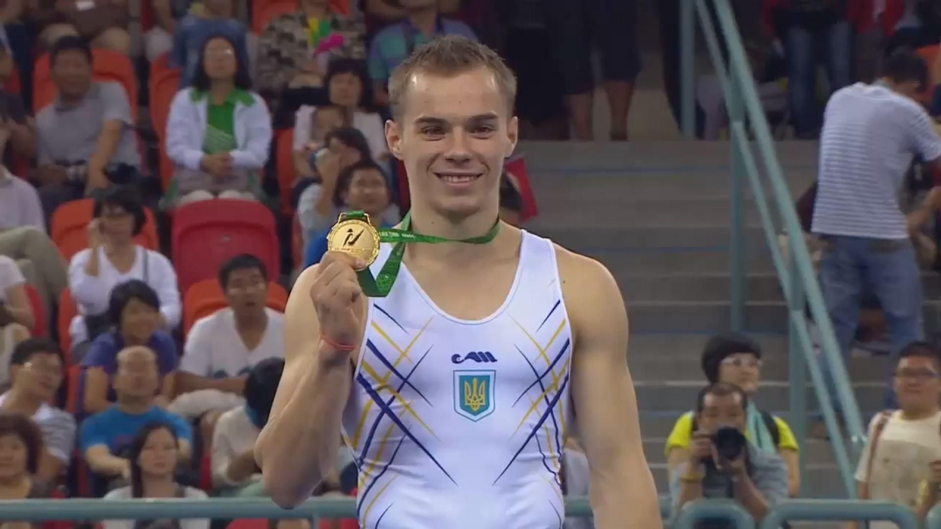 Спортивний огляд. У наших біатлоністок новий тренер, у "Мілана" — новий стадіон Спортивний огляд. У наших біатлоністок новий тренер, у "Мілана" — новий стадіон