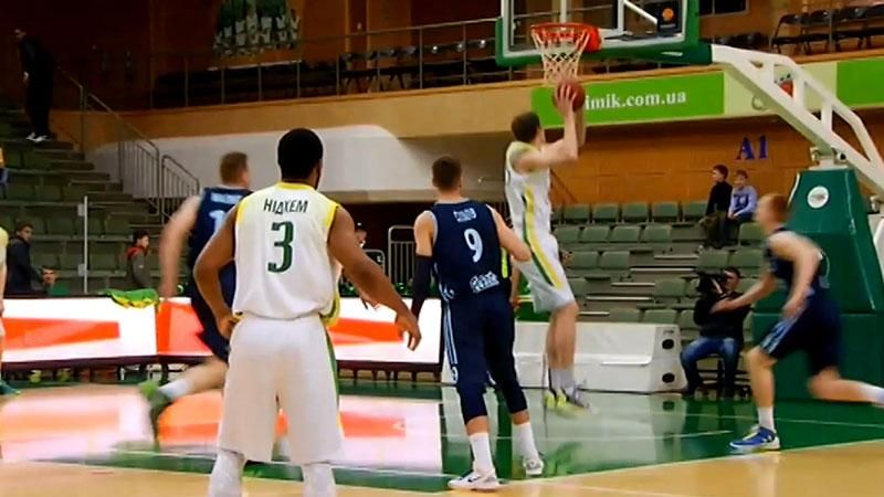 Баскетбол. "Химик" начал финальную серию с победы, "Киев" сравнял счет с "Будивельником" Баскетбол. "Химик" начал финальную серию с победы, "Киев" сравнял счет с "Будивельником"