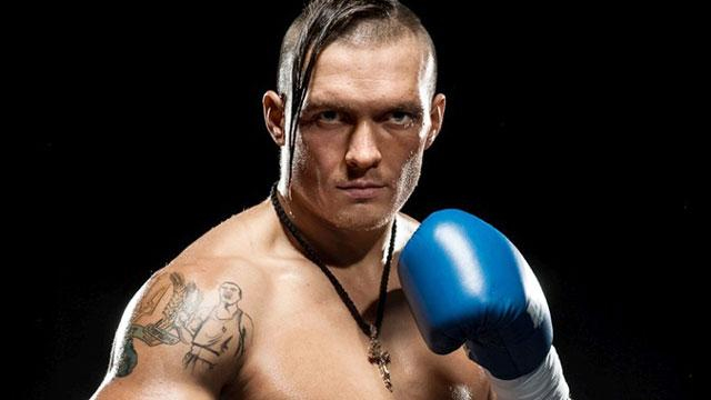 Усик стал вторым боксером в рейтинге WBO