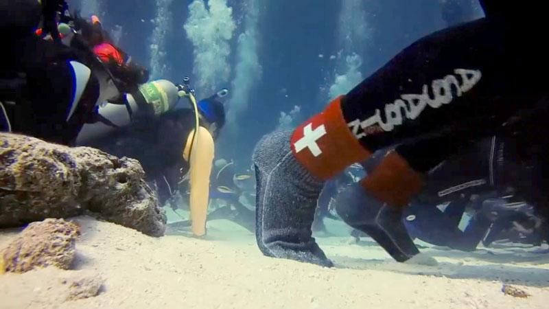 Швейцарці розробили унікальні шкарпетки, міцніші за взуття Швейцарці розробили унікальні шкарпетки, міцніші за взуття