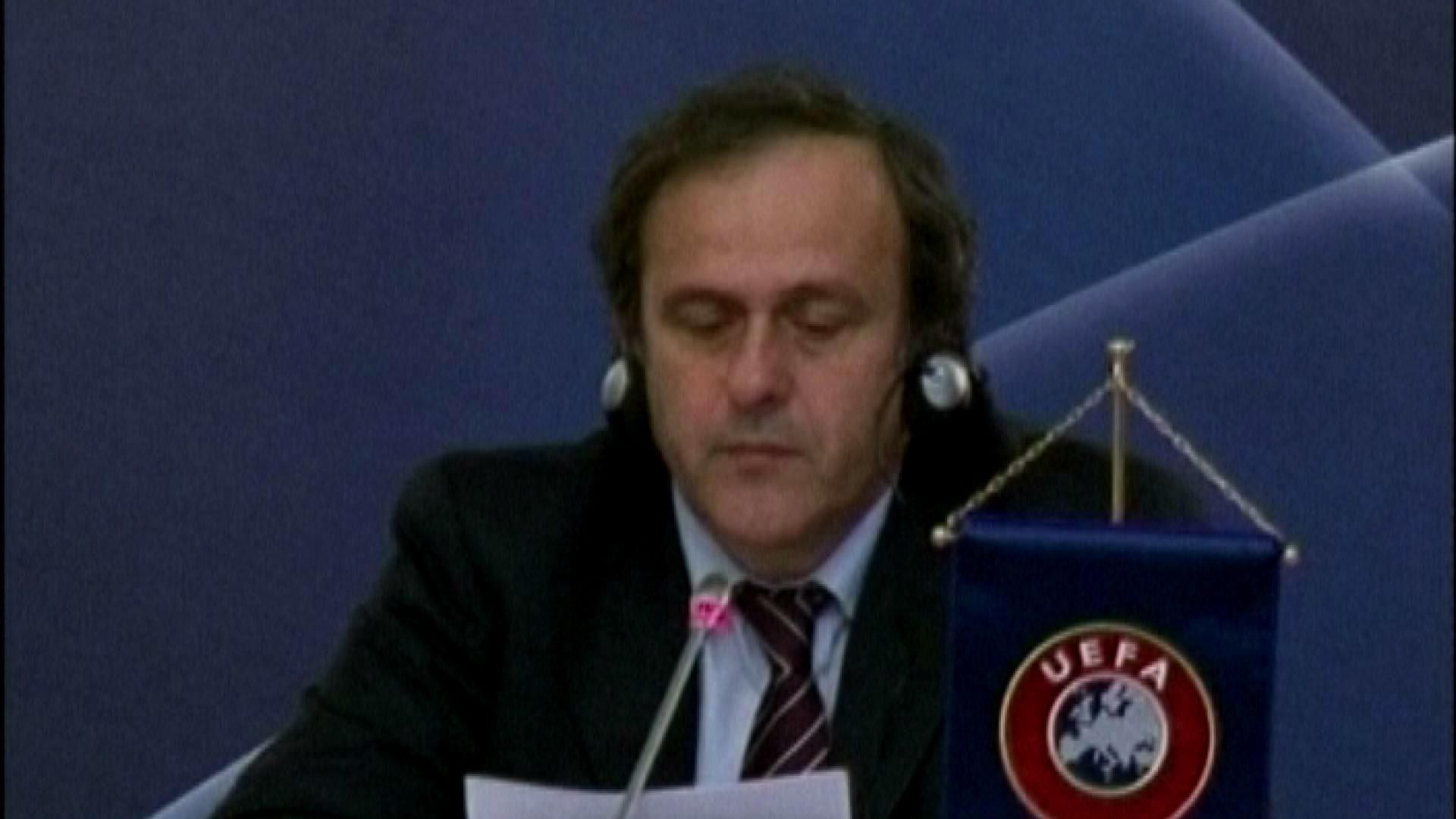 Платіні приїде в Крим дивитись на футбол в окупації Платіні приїде в Крим дивитись на футбол в окупації