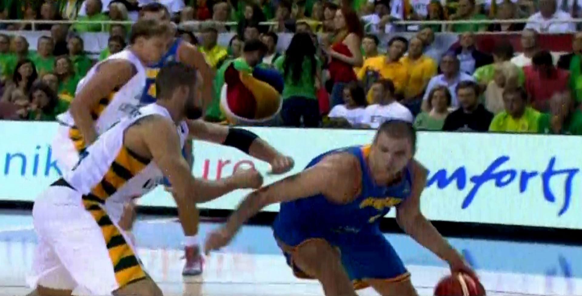 Сборная Украины едва не сотворила сенсацию в первом матче Евробаскета Сборная Украины едва не сотворила сенсацию в первом матче Евробаскета