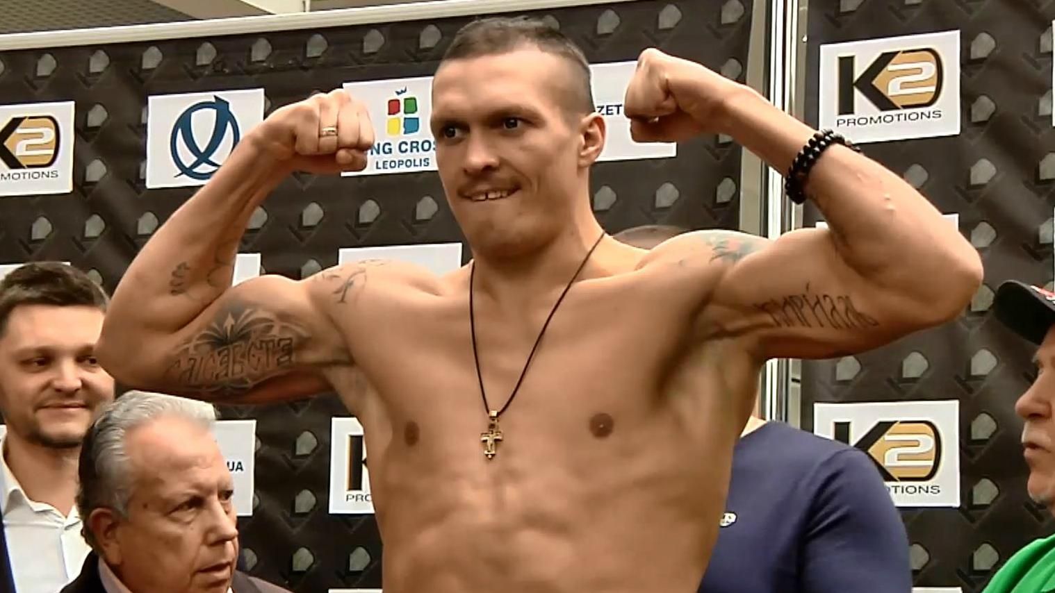 Усик хочет утереть нос легендарному боксеру Усик хочет утереть нос легендарному боксеру