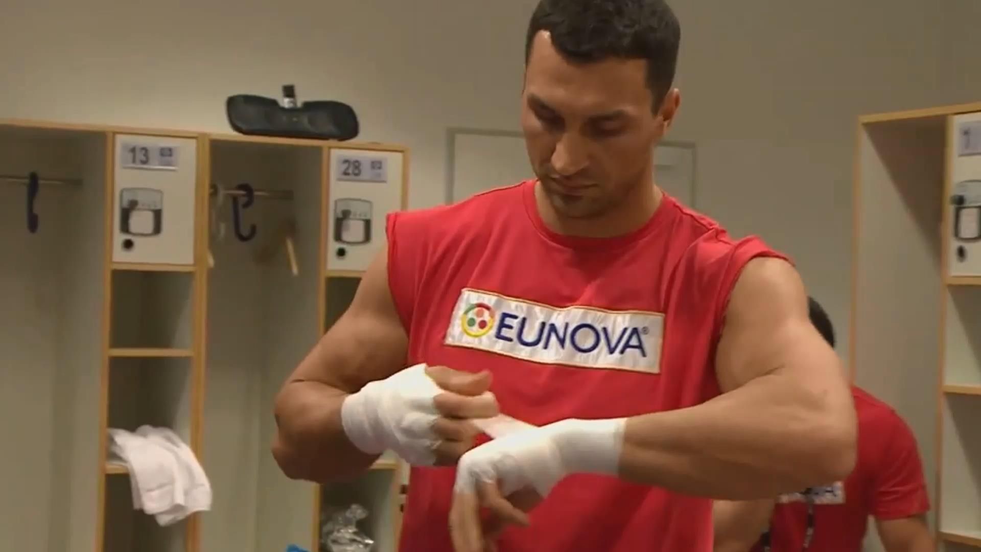 Кличко поделился, кто поможет ему подготовиться к бою с Фьюри Кличко поделился, кто поможет ему подготовиться к бою с Фьюри