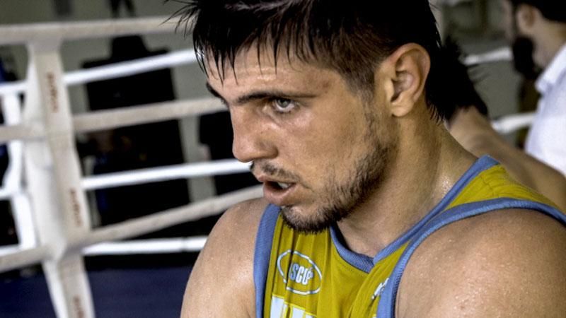 Украинец отправил в тяжелый нокаут соперника и завоевал титул