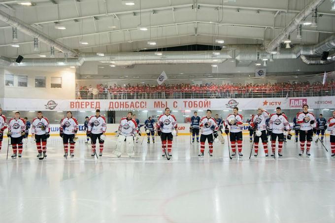 Чемпионат Украины по хоккею: "генералы" будут охотиться на "барсов"