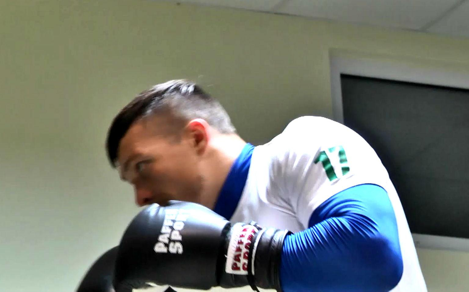 Усик провел открытую тренировку