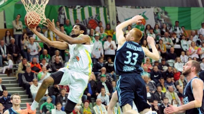 Українські баскетболісти впевнено здолали перший груповий етап Кубка Європи Українські баскетболісти впевнено здолали перший груповий етап Кубка Європи