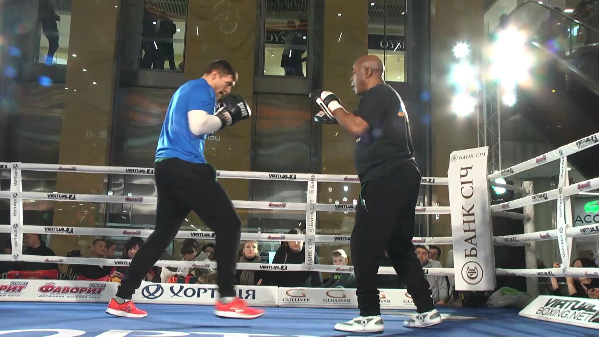 Усик рассказал о своем будущем сопернике Усик рассказал о своем будущем сопернике