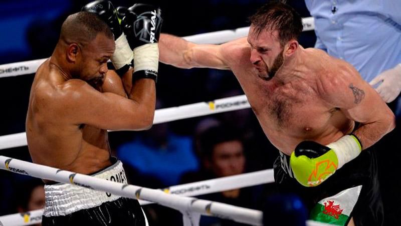 Російський прапор приніс "Супермену" Рою Джонсу ганебну невдачу Російський прапор приніс "Супермену" Рою Джонсу ганебну невдачу