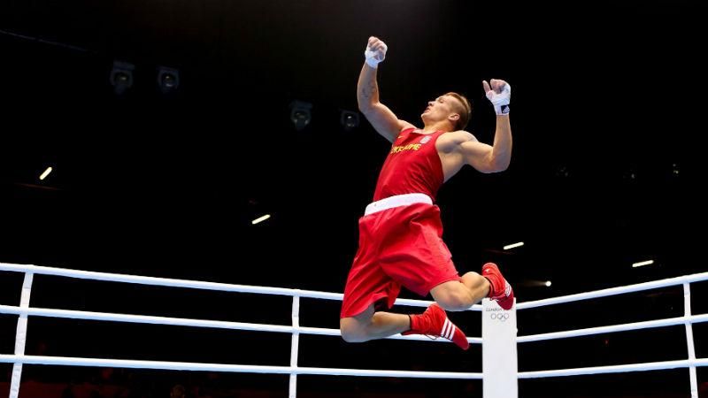 Усик не боксуватиме аж до чемпіонського поєдинку за пояс WBO Усик не боксуватиме аж до чемпіонського поєдинку за пояс WBO