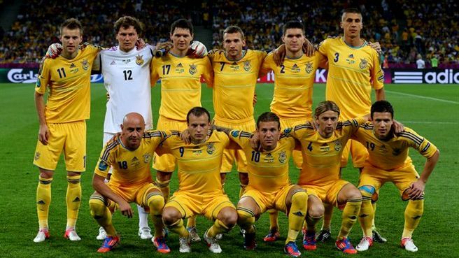 Впродовж своєї історії збірна України з футболу здобула 17 розгромних перемог