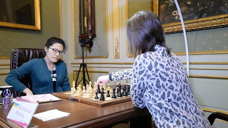 Шахматы. Музычук и Ифань закончили пятую партию ничьей Шахматы. Музычук и Ифань закончили пятую партию ничьей