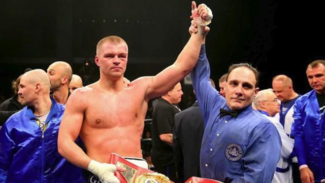 Украинского боксера прооперировали в США
