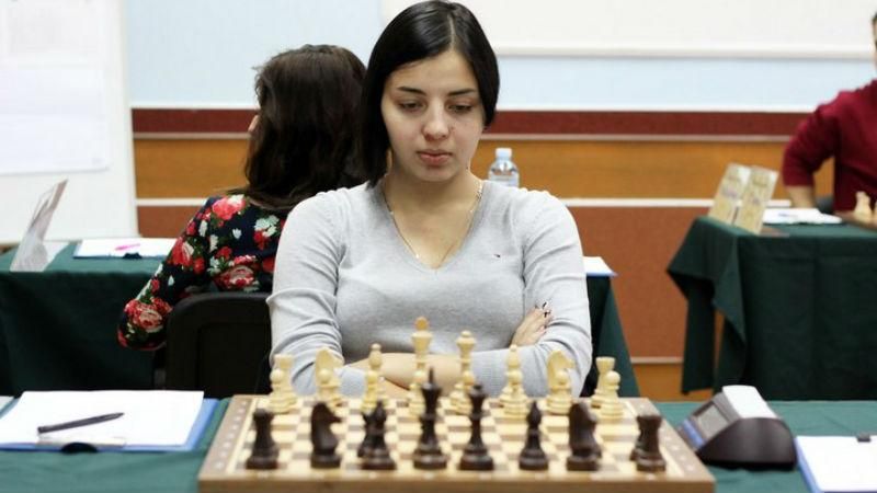 У Миколаєві під час партії з шахів влаштували бійку У Миколаєві під час партії з шахів влаштували бійку