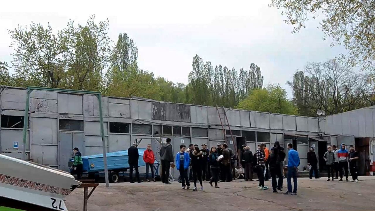Спортивный скандал в Черкассах: владельцы базы заблокировали имущество спортсменов Спортивный скандал в Черкассах: владельцы базы заблокировали имущество спортсменов