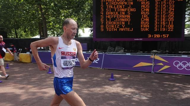 Двоє російських спортсменів, яких впіймали на допінгу, повернули олімпійські медалі