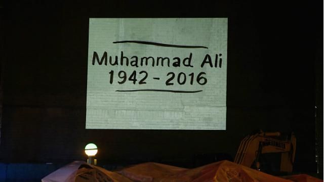 В сети появилось последнее фото Мухаммеда Али В сети появилось последнее фото Мухаммеда Али