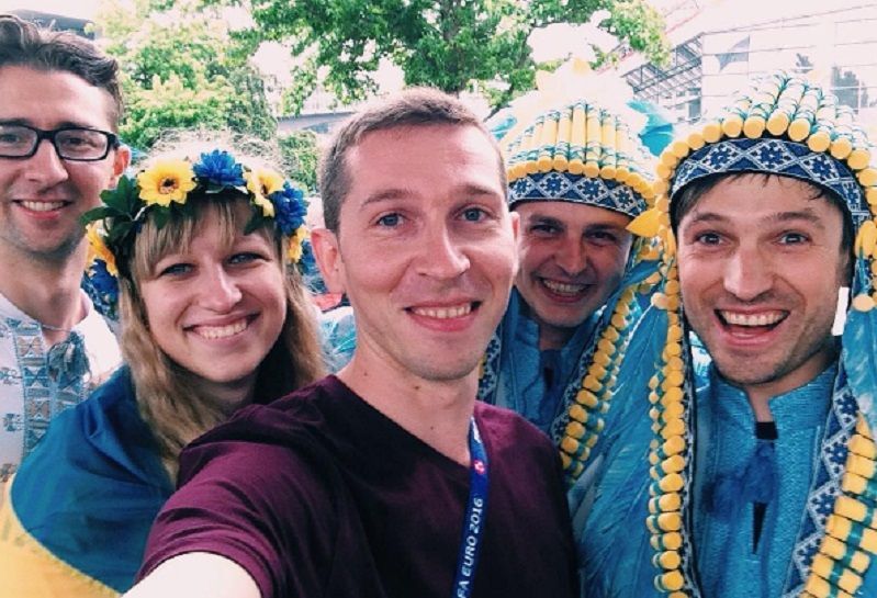 Українці в очікуванні матчу збірної: підбірка яскравих кадрів з Instagram
