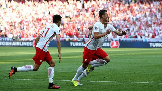 Польща мінімально перемагає Північну Ірландію Польща мінімально перемагає Північну Ірландію