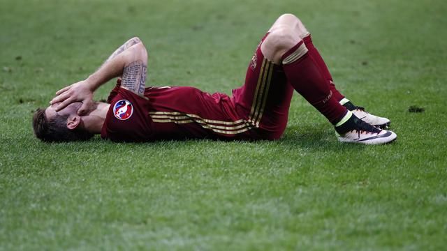 Сборная России покидает Евро-2016 Сборная России покидает Евро-2016