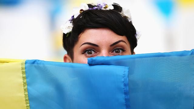 Притула показал марш украинских болельщиков в Марселе: зрелищное видео Притула показал марш украинских болельщиков в Марселе: зрелищное видео