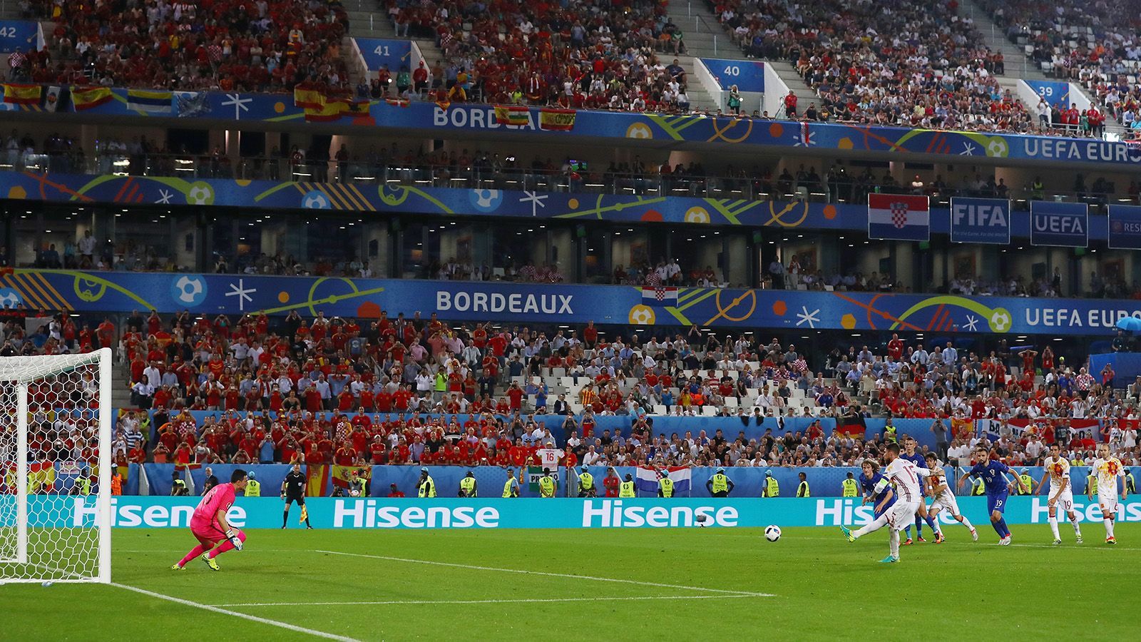 Евро-2016: Хорваты неожиданно побеждают испанцев Евро-2016: Хорваты неожиданно побеждают испанцев