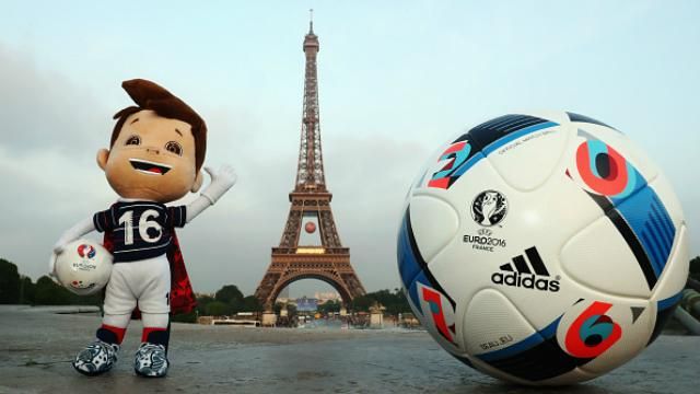 Евро-2016: букмекеры назвали фаворита финала Евро-2016: букмекеры назвали фаворита финала