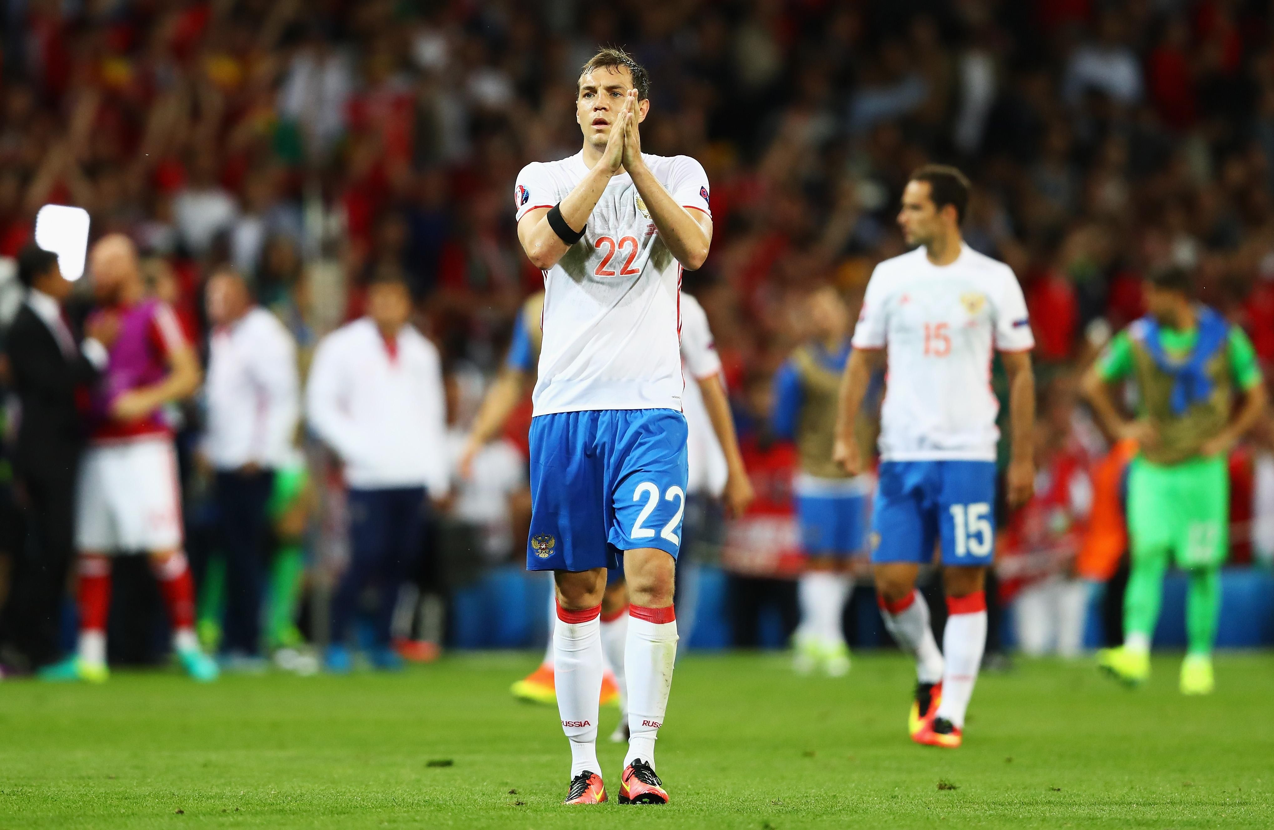 Росіяни жорстко відреагували на ганьбу збірної на Євро-2016 Росіяни жорстко відреагували на ганьбу збірної на Євро-2016