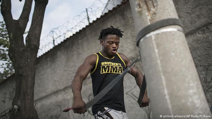 Первая в истории олимпийская сборная, состоящая из беженцев Первая в истории олимпийская сборная, состоящая из беженцев