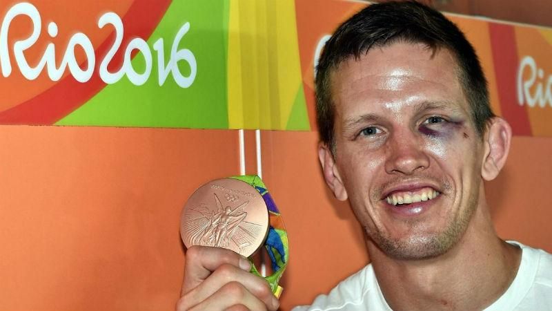 Інша сторона Олімпіади-2016: пограбування, побої та напади на журналістів Інша сторона Олімпіади-2016: пограбування, побої та напади на журналістів