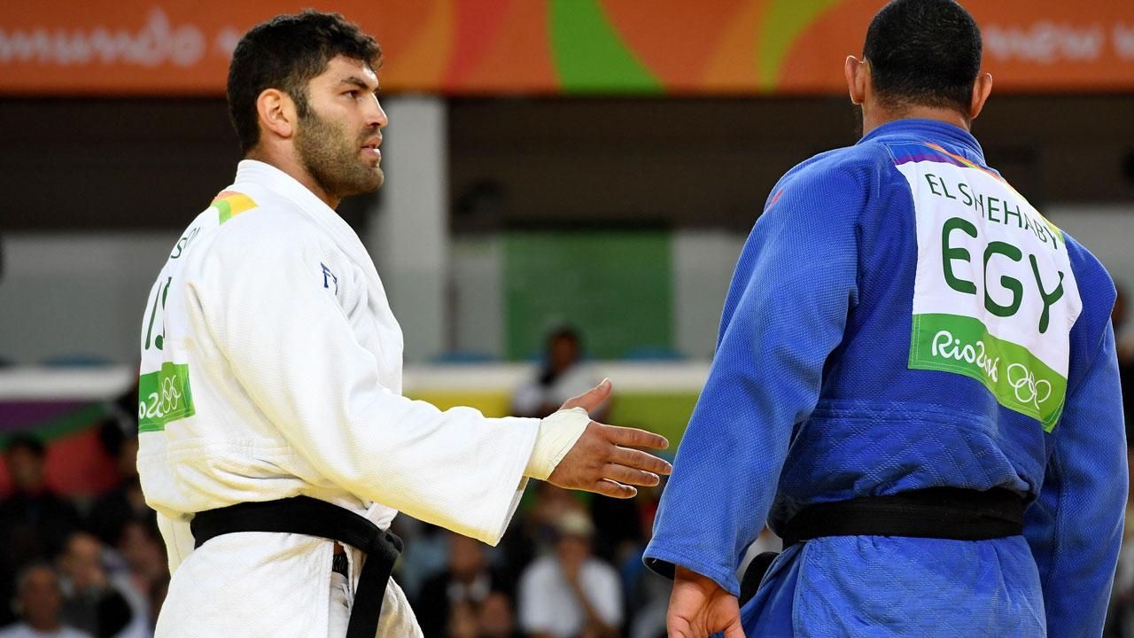 Єгиптянина вигнали з Олімпіади за неджентльменську поведінку Єгиптянина вигнали з Олімпіади за неджентльменську поведінку