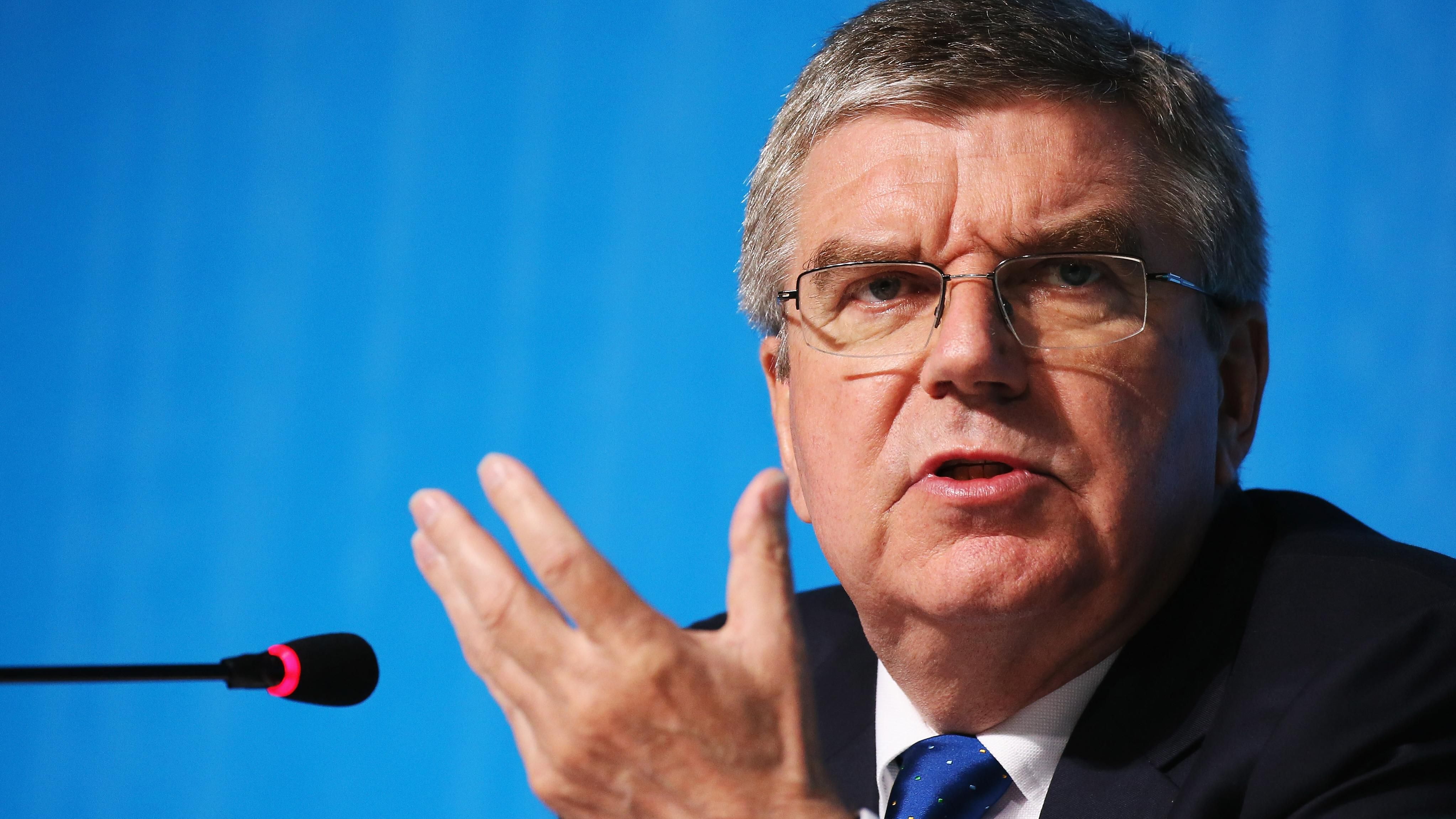 МОК вразили обійми українських спортсменів з російськими МОК вразили обійми українських спортсменів з російськими