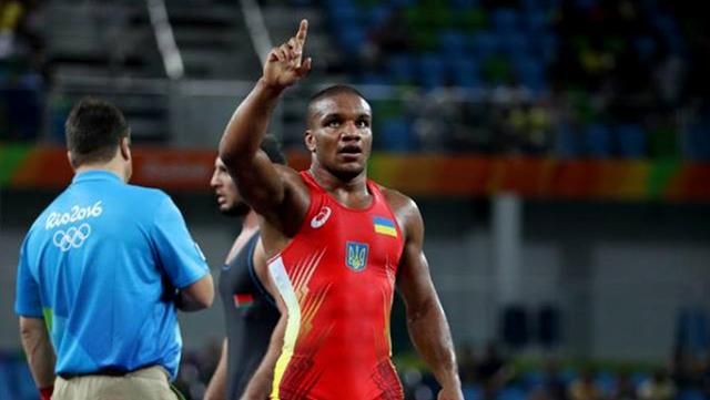 Беленюк умолял забрать его в Россию, – Федерация спортивной борьбы РФ Беленюк умолял забрать его в Россию, – Федерация спортивной борьбы РФ