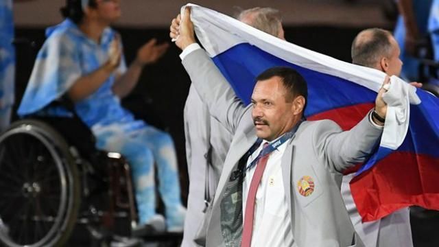 Стало известно, кто на самом деле засветил российским флагом на открытии Паралимпиады