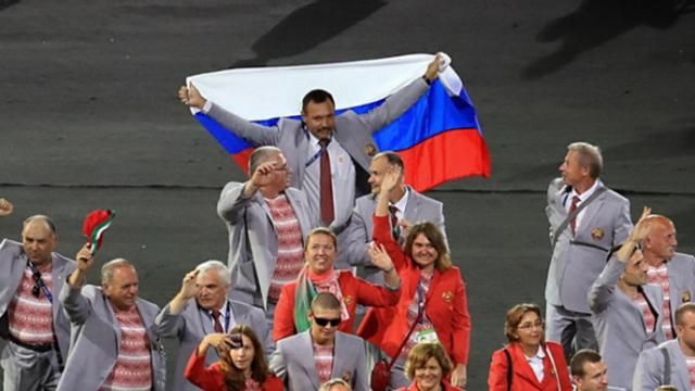 Лукашенко відреагував на дії білоруса, який пройшов з прапором Росії на Паралімпіаді 