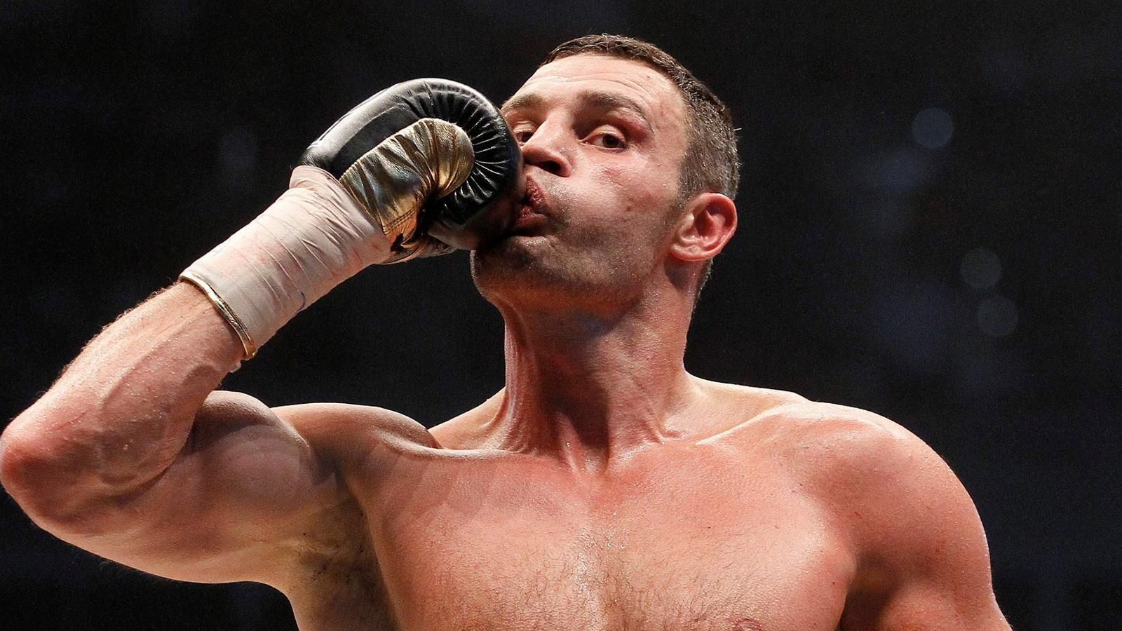 Кличко поддержал соперника Усика: Я тоже иногда проигрывал Кличко поддержал соперника Усика: Я тоже иногда проигрывал