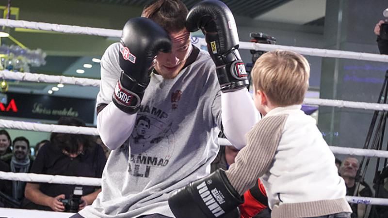 Море и футбол, – Усик о подготовке к следующему бою Море и футбол, – Усик о подготовке к следующему бою