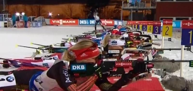 У Швеції стартував новий сезон кубка світу з біатлону
У Швеції стартував новий сезон кубка світу з біатлону