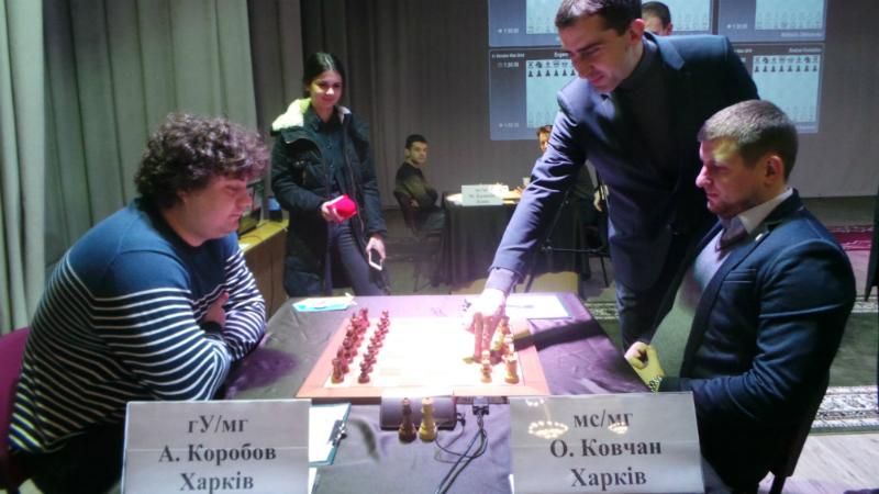 Чемпионат Украины по шахматам: закономерные победы и неожиданные поражения
