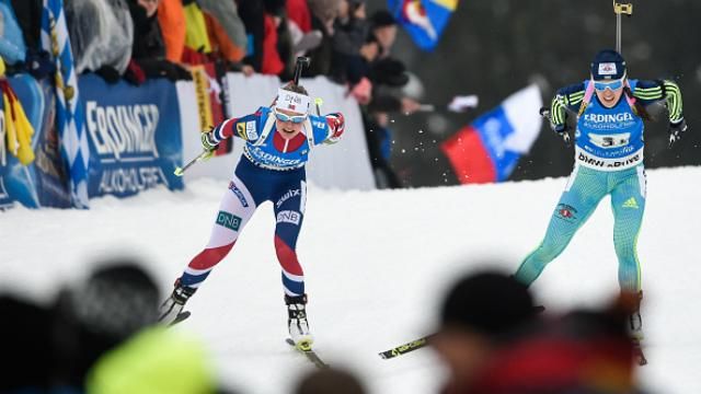 Кубок світу з біатлону. Українки знову втратили медалі в естафеті Кубок світу з біатлону. Українки знову втратили медалі в естафеті