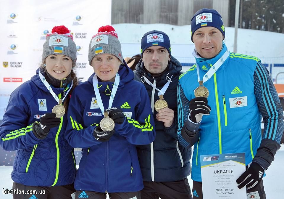 Українські біатлоністи проігнорували гімн Росії на чемпіонаті Європи