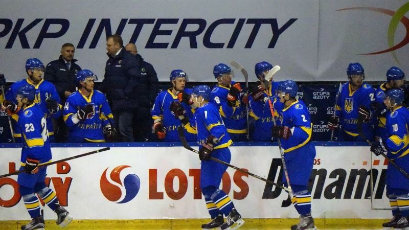 Украинские хоккеисты феерично выиграли у сборной Италии
